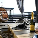 Innova Travelvir - Mobhome Ana 9 Vakantiehuis Vir