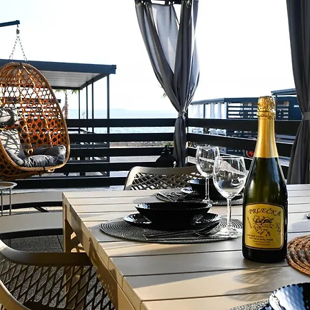 Innova Travelvir - Mobhome Ana 9 Holiday home Vir