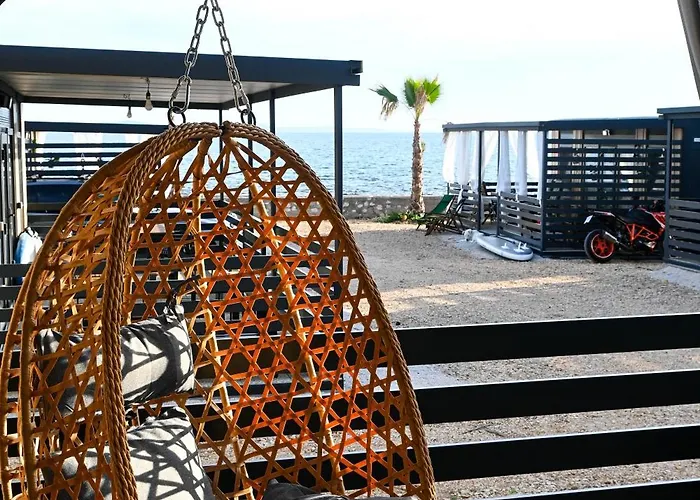 Innova Travelvir - Mobhome Ana 9 *